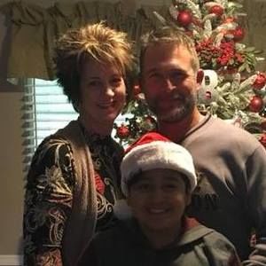 Meet your Posher, Dana salena